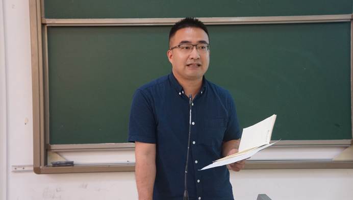 说明: D:\李子丹\新闻和照片\2019\党政\8.24班子会+全院大会\吴庄.jpg