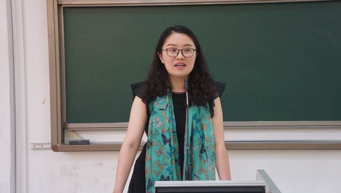 说明: D:\李子丹\新闻和照片\2019\党政\8.24班子会+全院大会\张欣.jpg