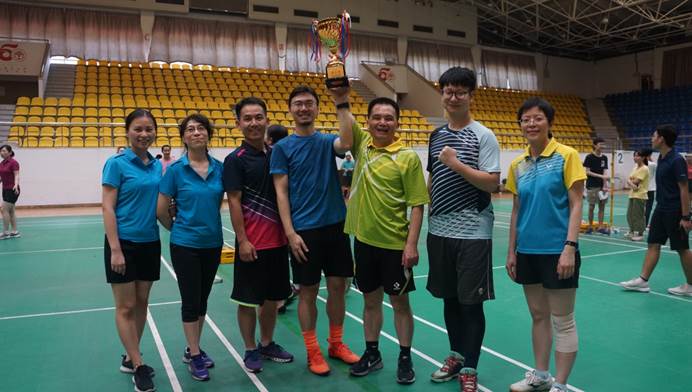 说明: D:\李子丹\新闻和照片\2019\工会\5.18毽球比赛\DSC02388.jpg
