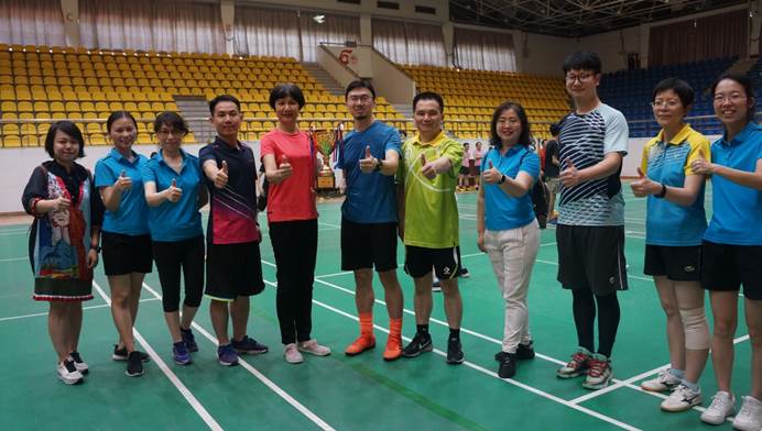 说明: D:\李子丹\新闻和照片\2019\工会\5.18毽球比赛\DSC02383.jpg